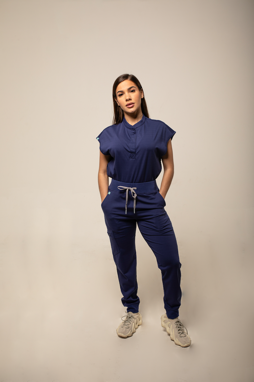 Formed Scrubs Ava Mandarin Scrubs Top