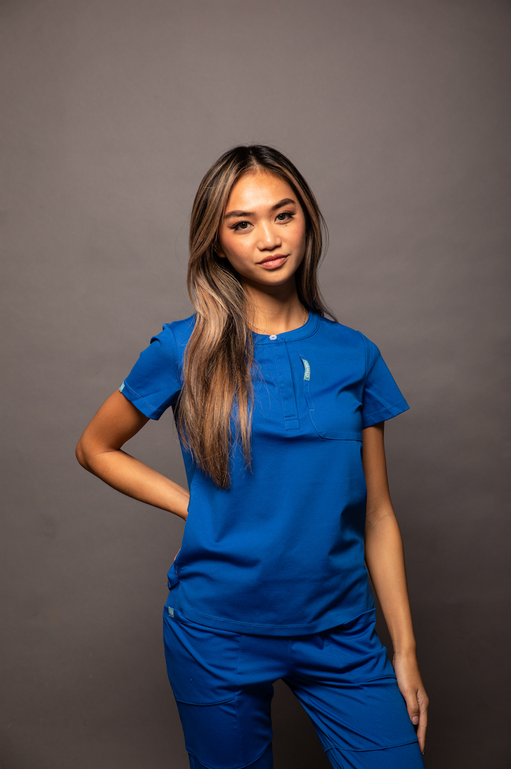 Formed Scrubs Mia Top